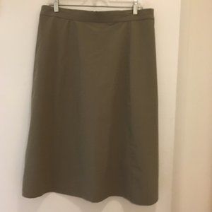 Magellan's Travel Gear Skirt, XL Petite, Olive